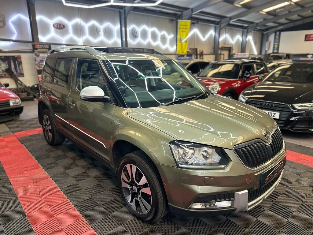 Skoda Yeti Suv Black #12
