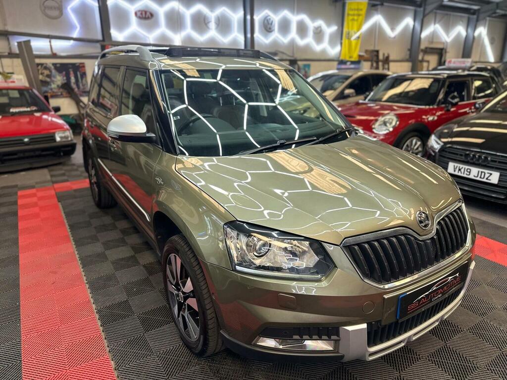 Skoda Yeti Suv Black #10