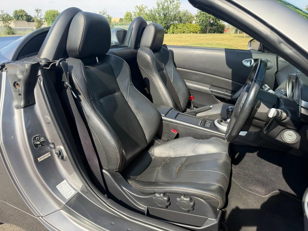 Nissan 350Z Z 3.5 V6 Gt Black #22