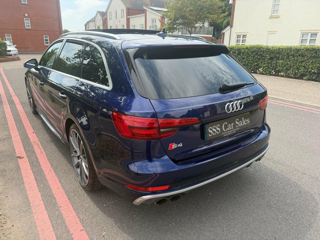 Audi S4 Estate Red #6