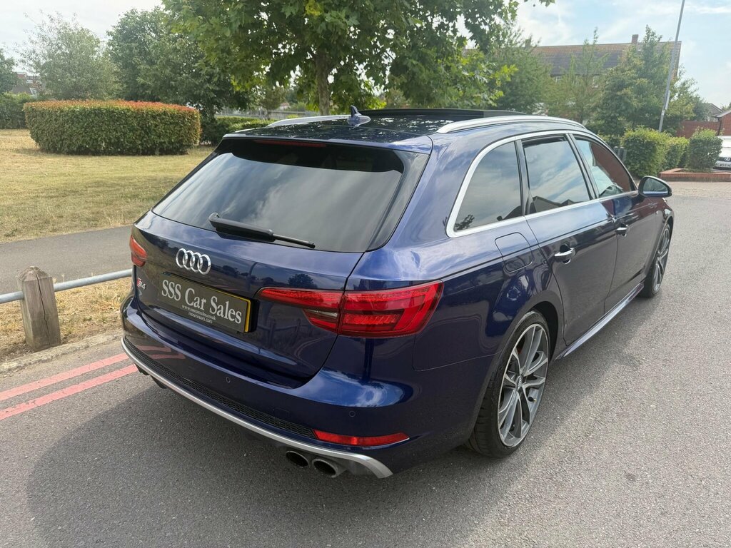 Audi S4 Estate Red #8