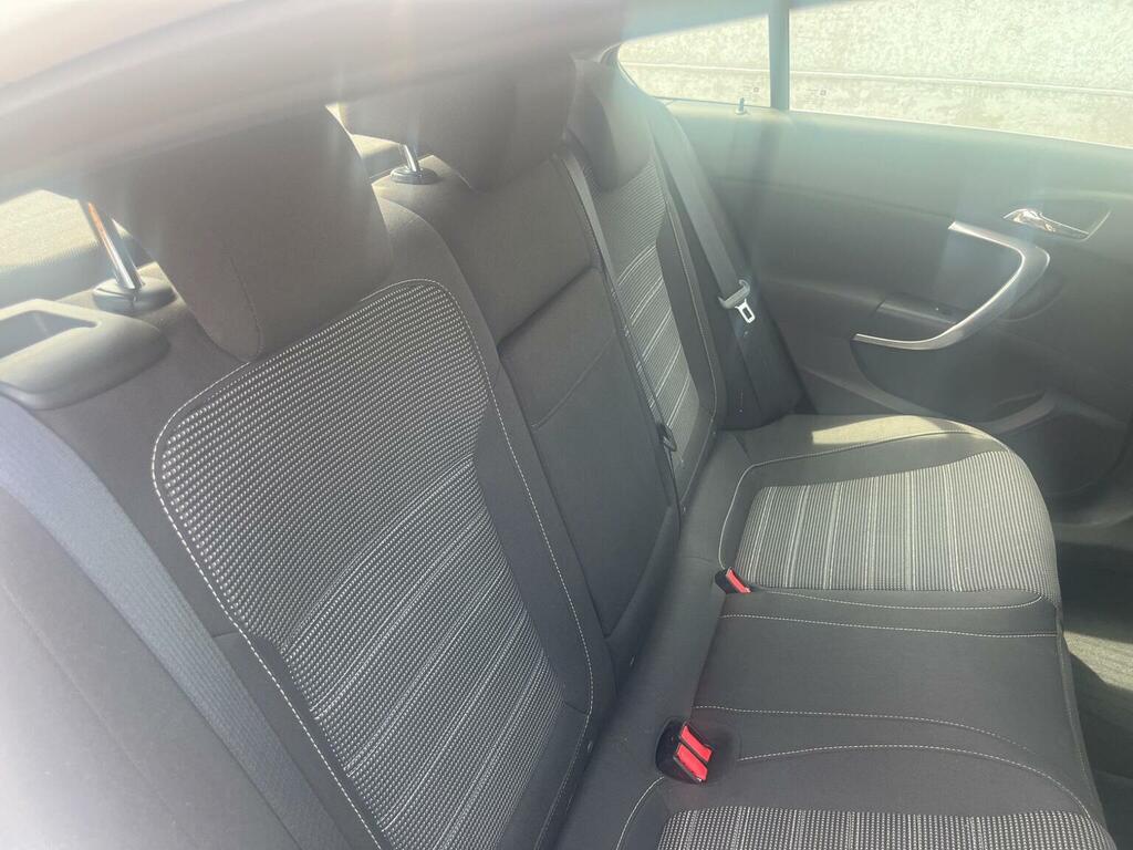 Vauxhall Insignia Silver #9