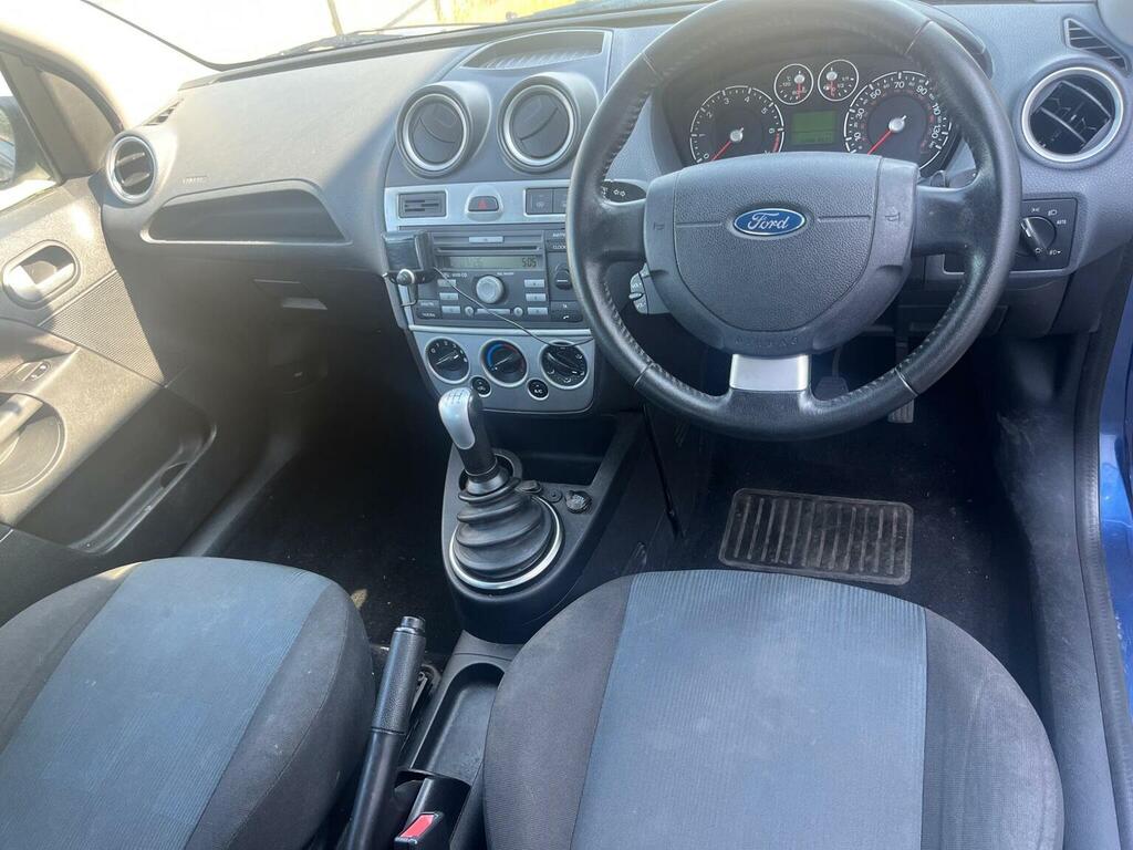 Ford Fiesta Hatchback Purple #7