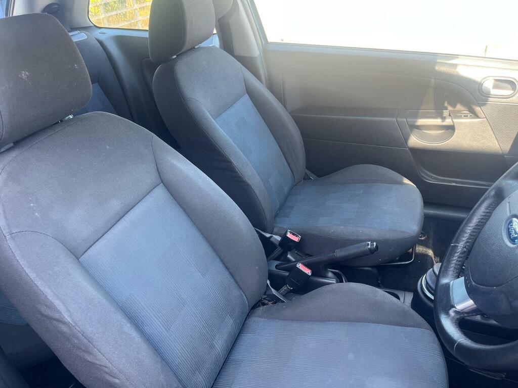 Ford Fiesta Hatchback Purple #8