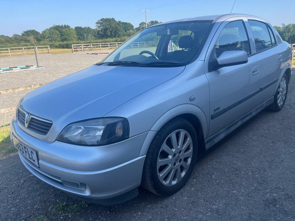 Vauxhall Astra 1.6I 16V Sxi Silver #2