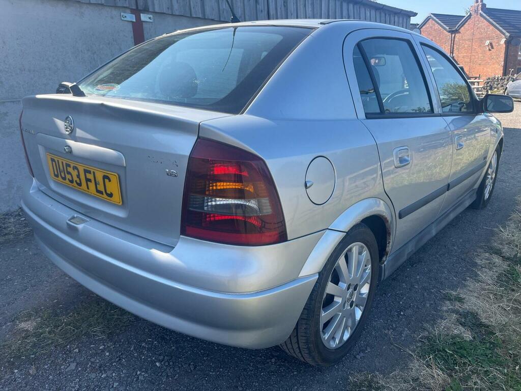 Vauxhall Astra 1.6I 16V Sxi Silver #6