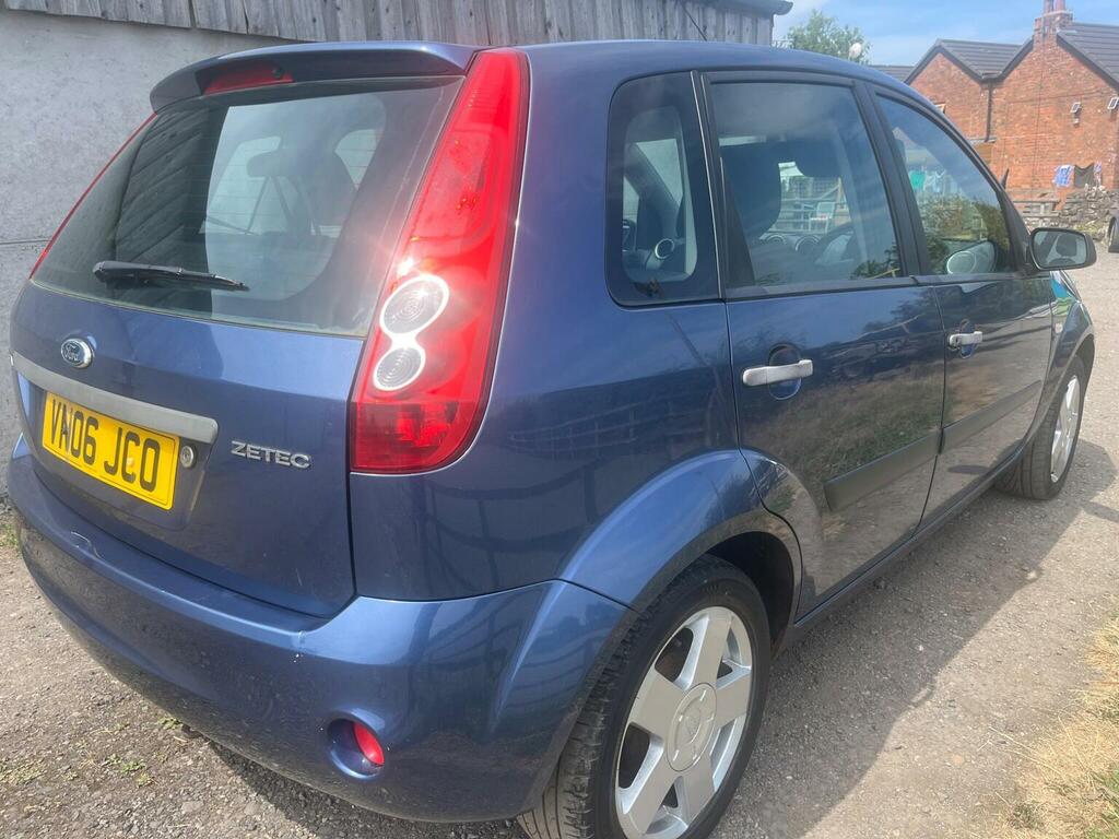 Ford Fiesta Silver #7