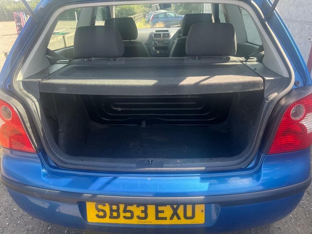 Volkswagen Polo Blue #9