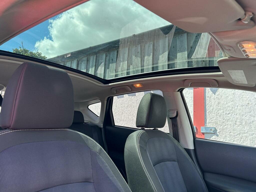 Nissan Qashqai Acenta Beige #9
