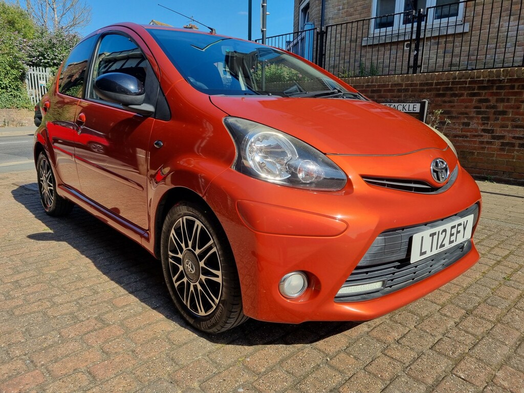 Toyota Aygo Hatchback 1.0 Vvt-i Fire 2012 Red