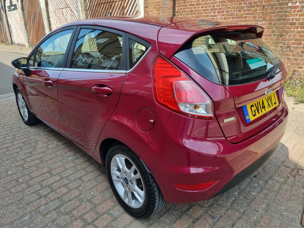 Ford Fiesta Hatchback 1.0 T Ecoboost Zetec 2014 GV14XVJ Red #4