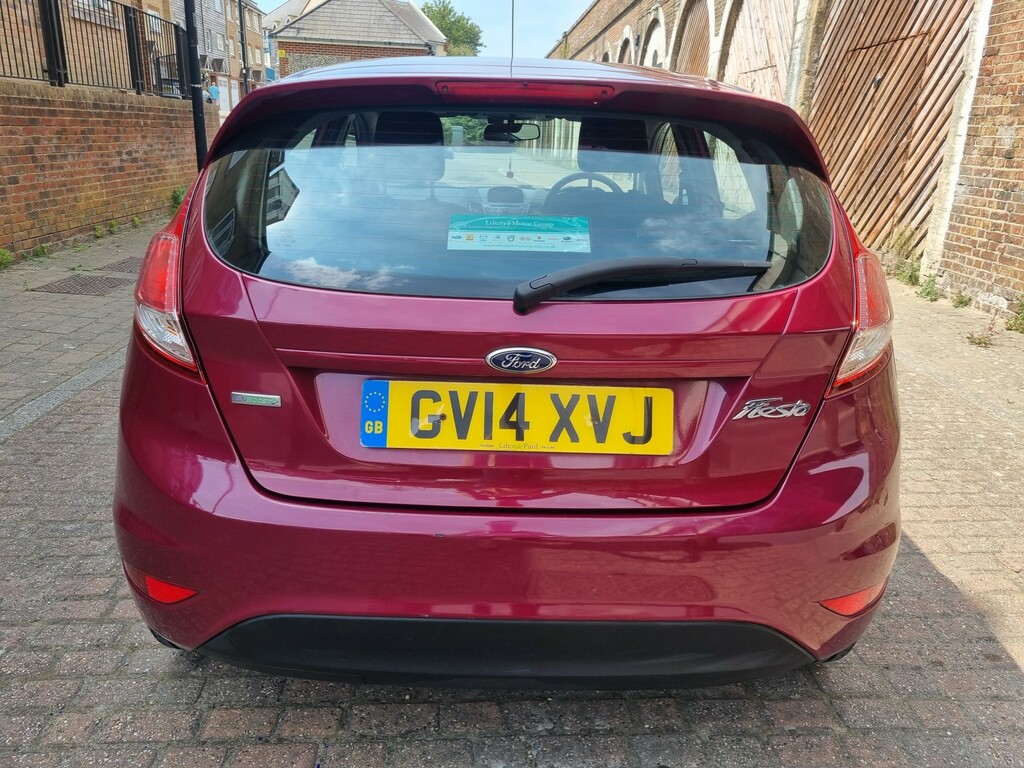 Ford Fiesta Hatchback 1.0 T Ecoboost Zetec 2014 GV14XVJ Red #5
