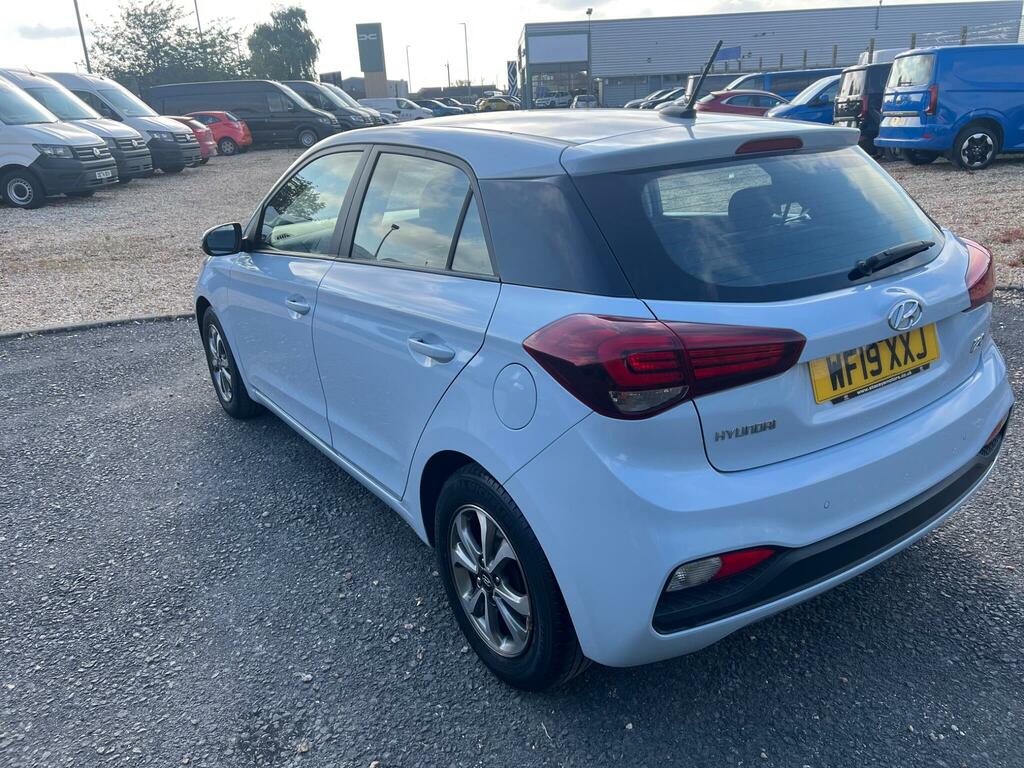 Hyundai I20 1.2 Se Launch Edition Euro 6 Ss Grey #4
