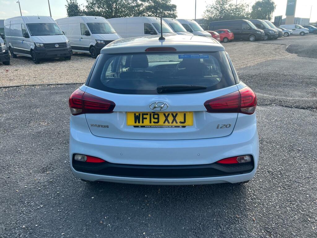 Hyundai I20 1.2 Se Launch Edition Euro 6 Ss Grey #3