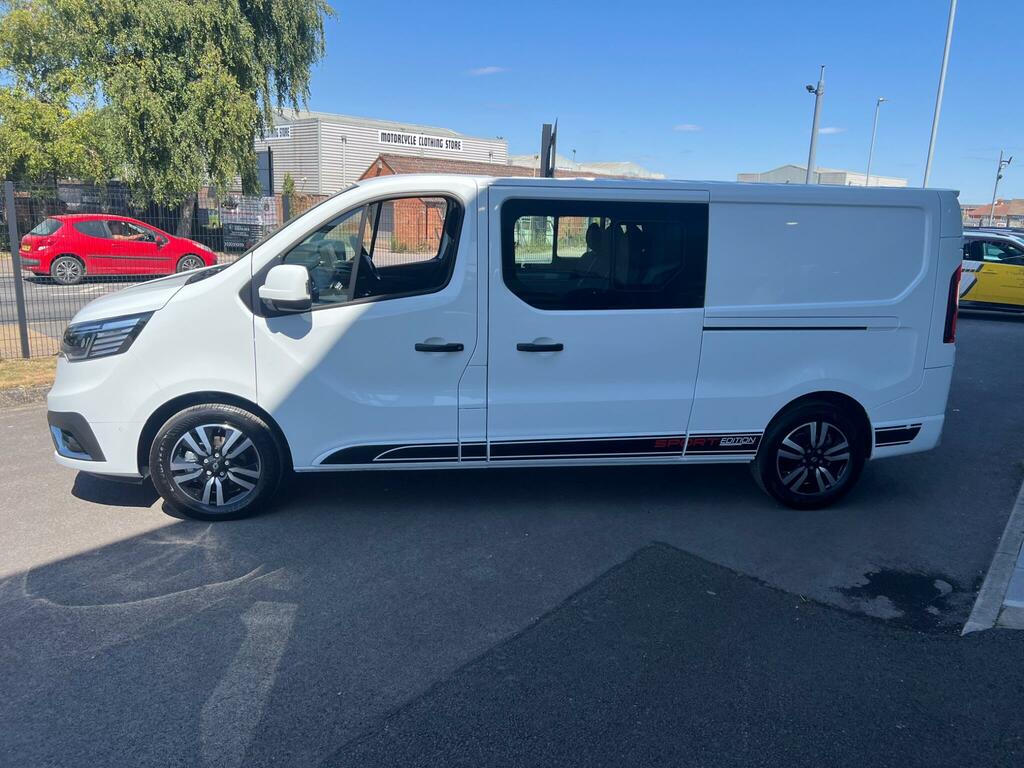 Renault Trafic 2.0 Dci Blue Ll30 Extra Sport Crew Van L2 H1 WR26TDZ White #3