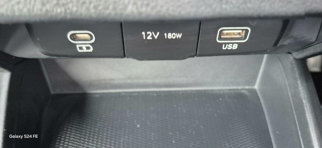 Hyundai I10 1.0 Advance Euro 6 Ss Red #6