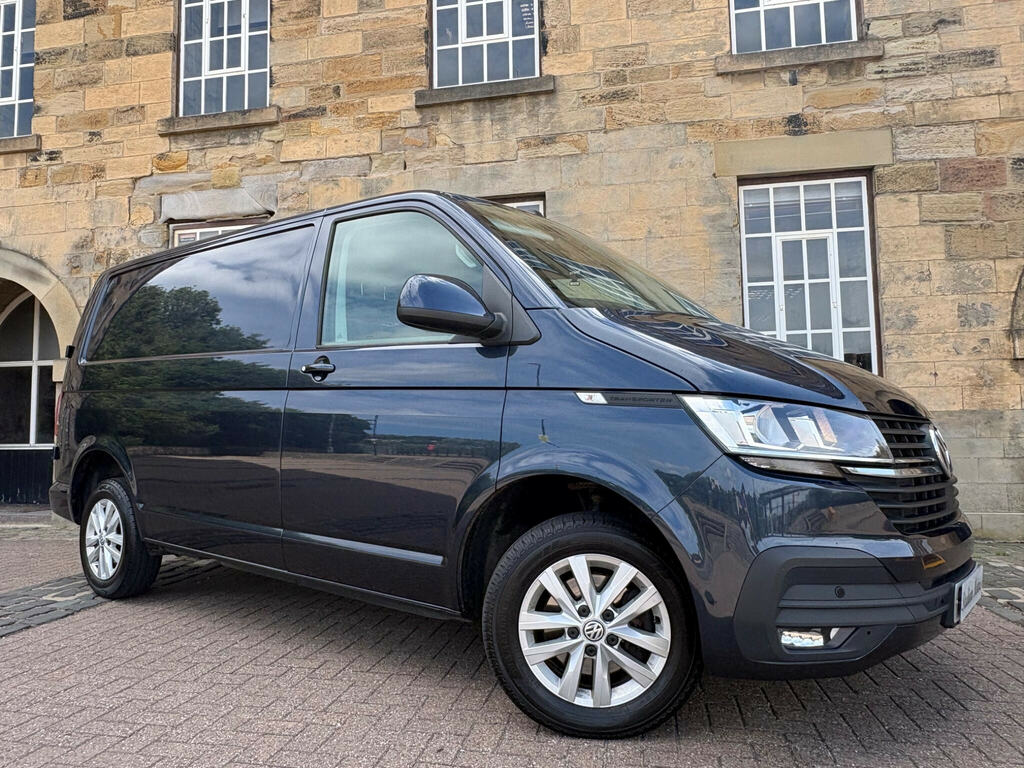 Volkswagen Transporter 2.0 Tdi T28 Highline Fwd Swb Euro 6 Ss Blue