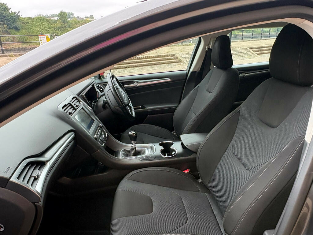 Ford Mondeo #34