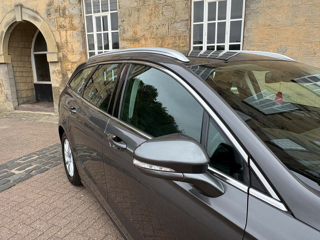 Ford Mondeo #12