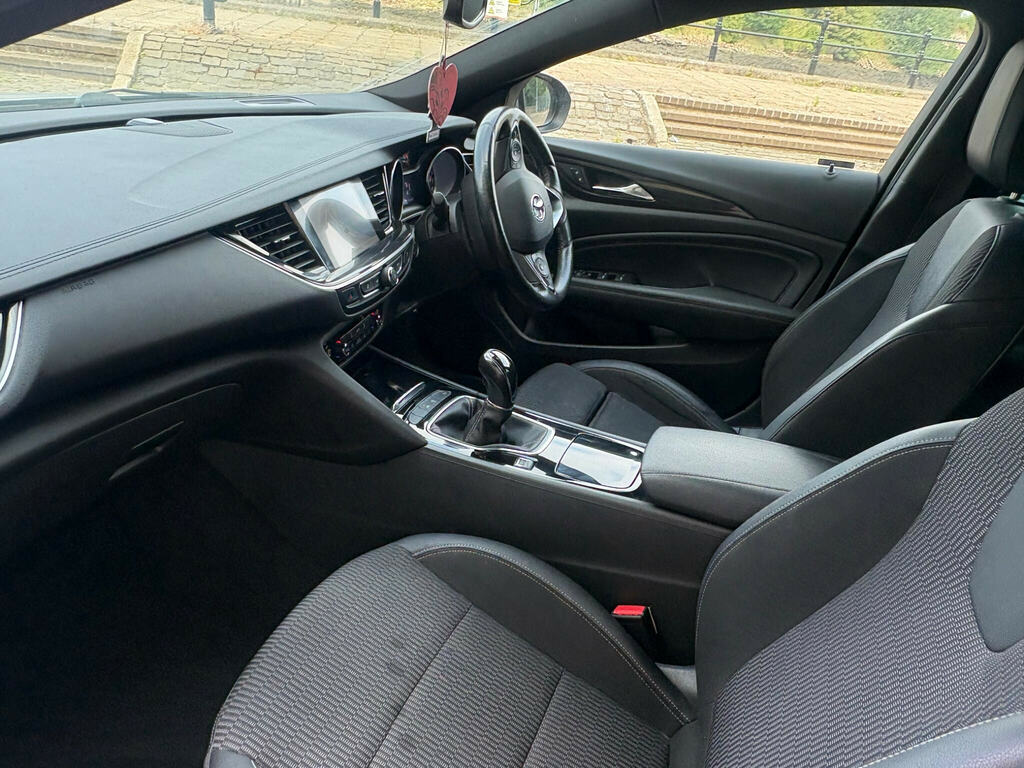 Vauxhall Insignia Grey #32