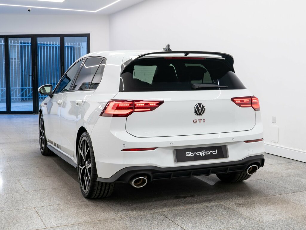 Volkswagen Golf 2.0 Tsi Gti Clubsport Hatchback Dsg Eur White #4