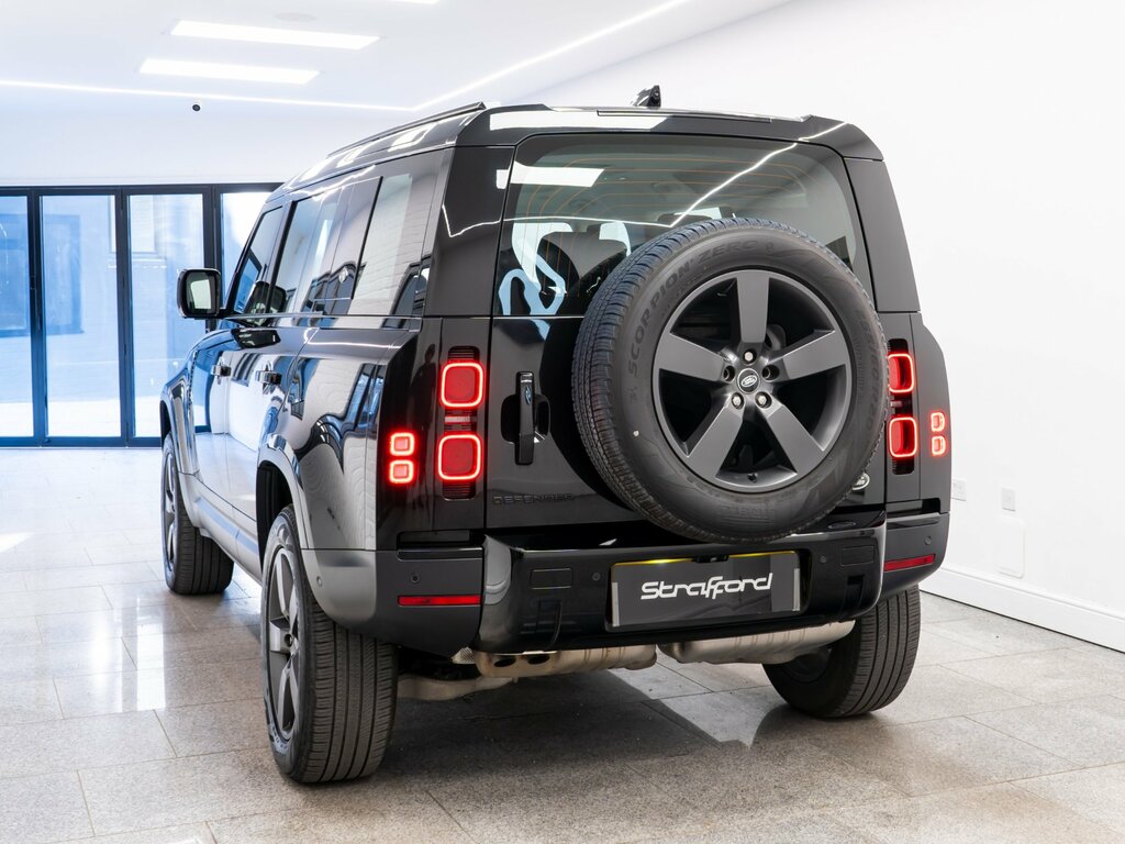 Land Rover Defender 110 3.0 D250 Mhev Hse Suv 4Wd Euro 6 Black #4