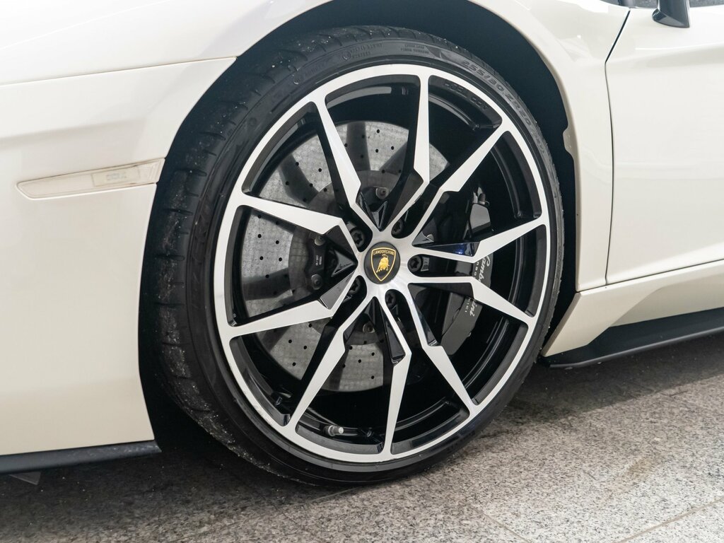 Lamborghini Aventador 6.5 V12 Lp 740-4 S Coupe Isr 4Wd Euro 6 White #5