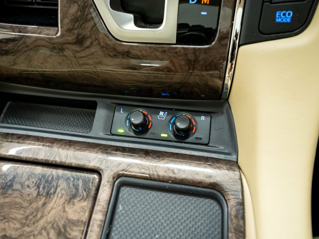 Toyota Alphard 2022 22 Gold #40