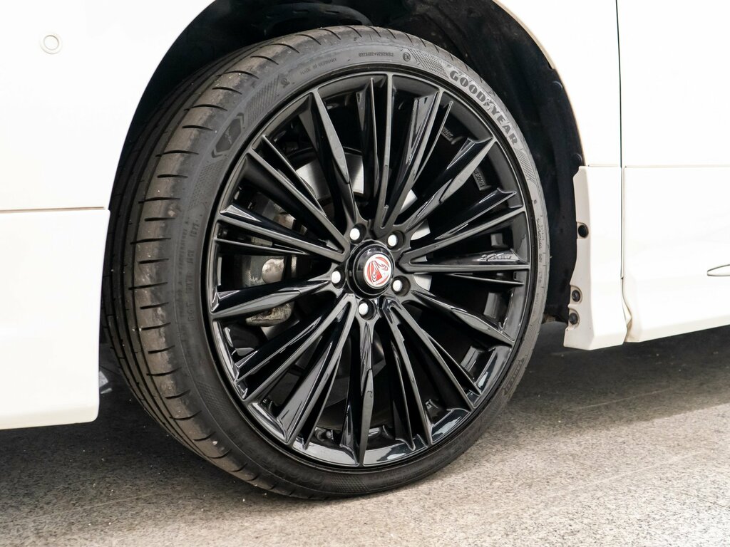 Toyota Alphard 2022 22 Gold #20