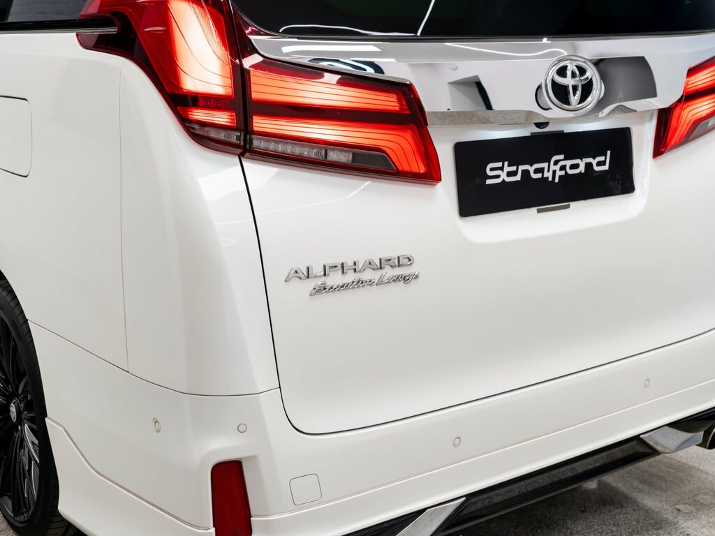 Toyota Alphard 2022 22 Gold #15