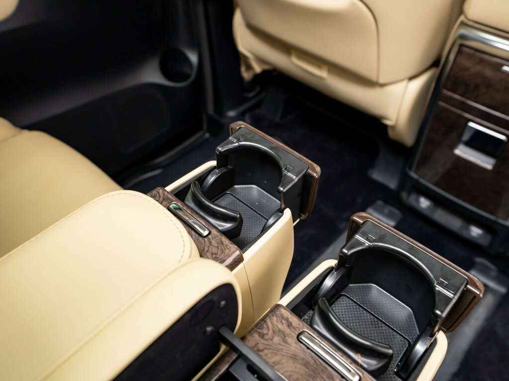 Toyota Alphard 2022 22 Gold #67