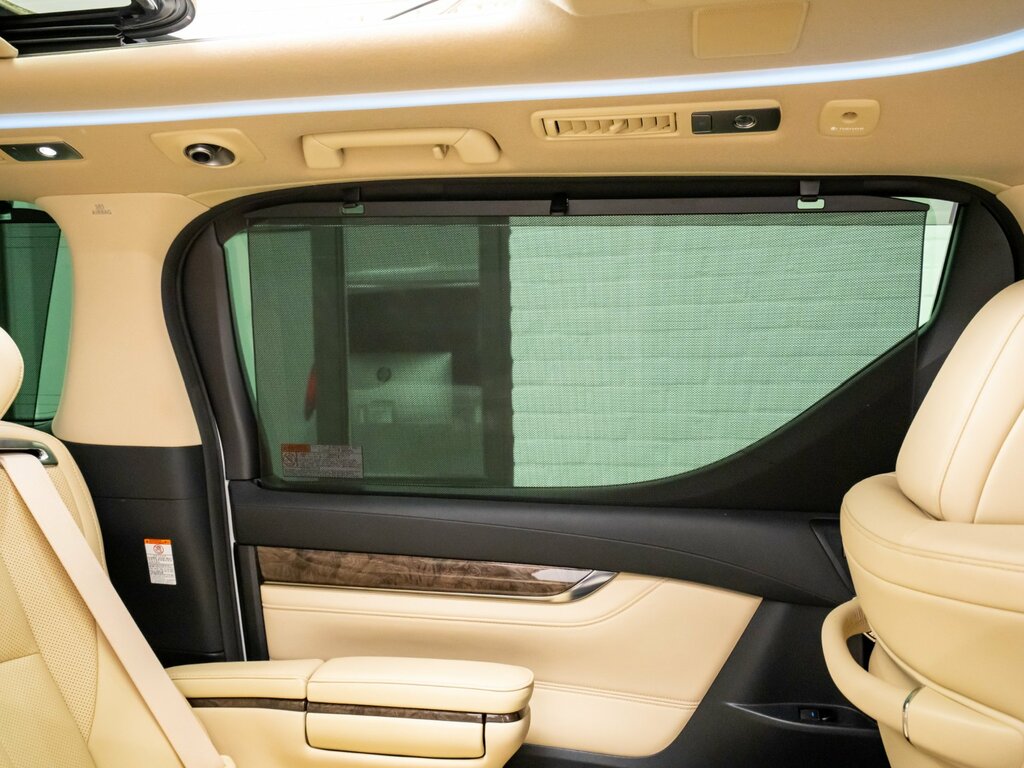 Toyota Alphard 2022 22 Gold #77