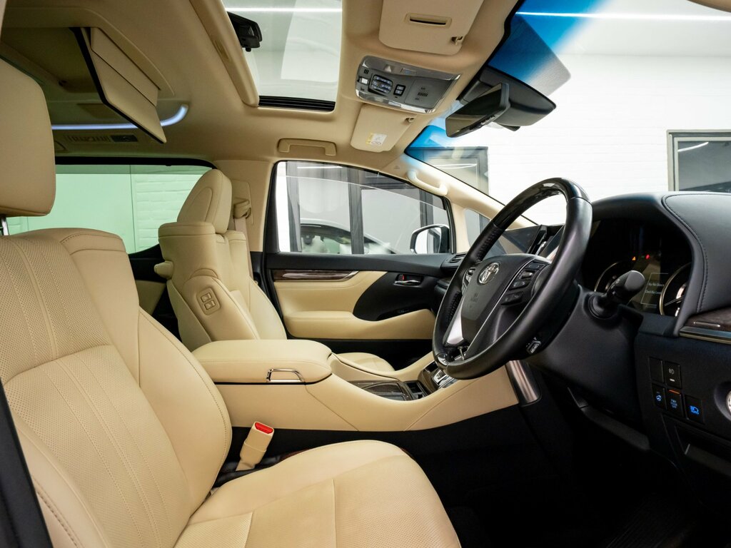 Toyota Alphard 2022 22 Gold #29