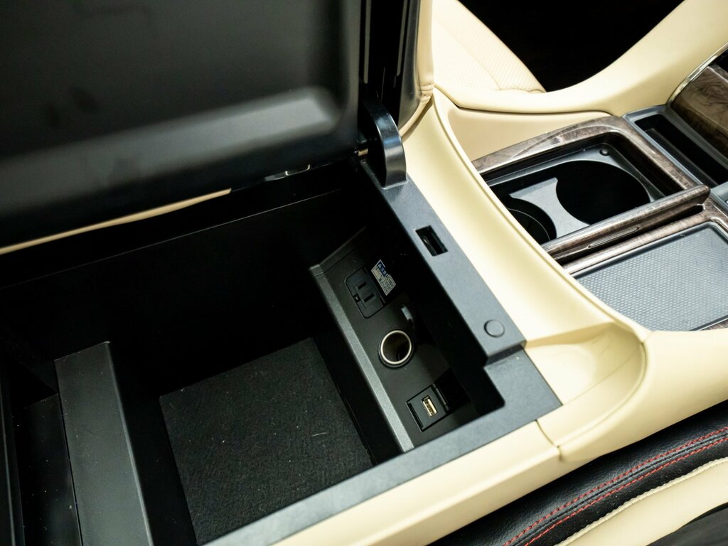 Toyota Alphard 2022 22 Gold #43