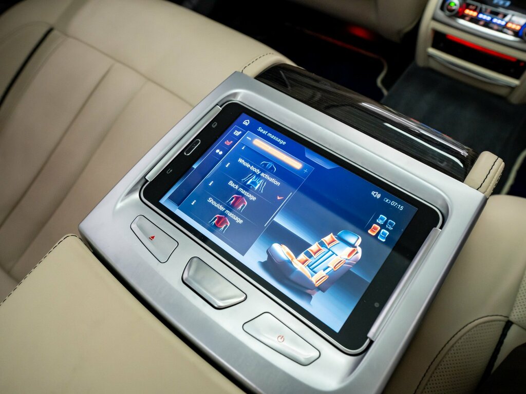 BMW 7 Series Saloon 2.0 Black #66