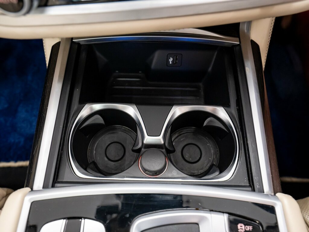 BMW 7 Series Saloon 2.0 Black #53