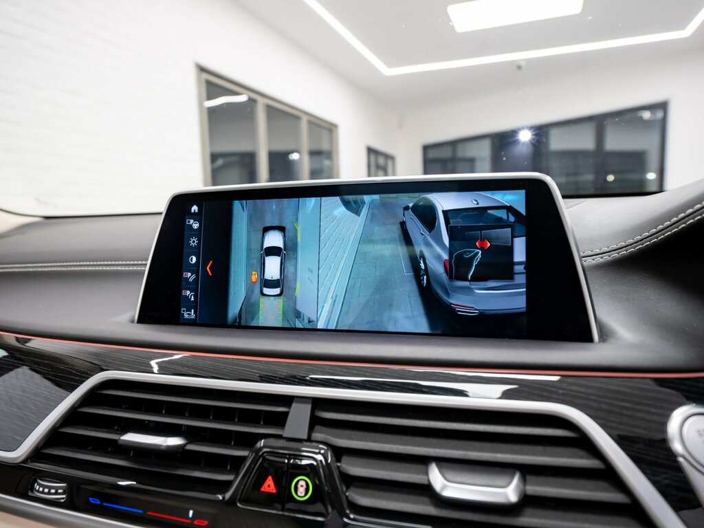 BMW 7 Series Saloon 2.0 Black #51