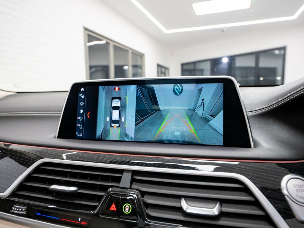 BMW 7 Series Saloon 2.0 Black #50