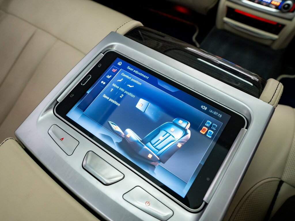 BMW 7 Series Saloon 2.0 Black #65