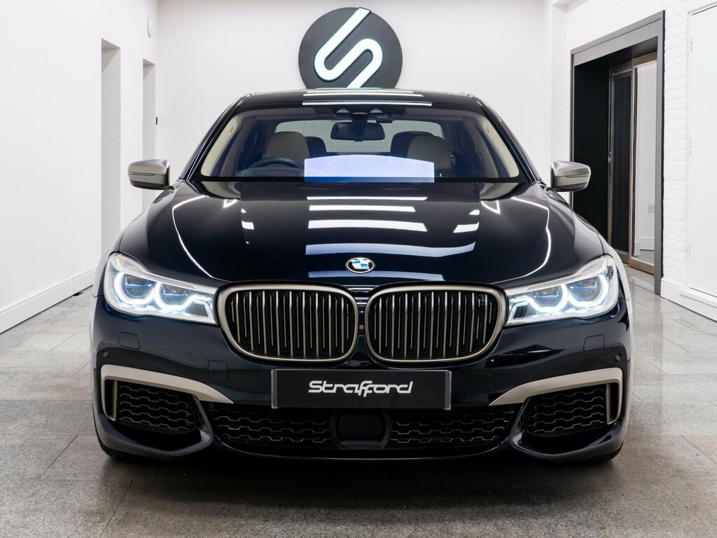 BMW 7 Series Saloon 2.0 Black #10
