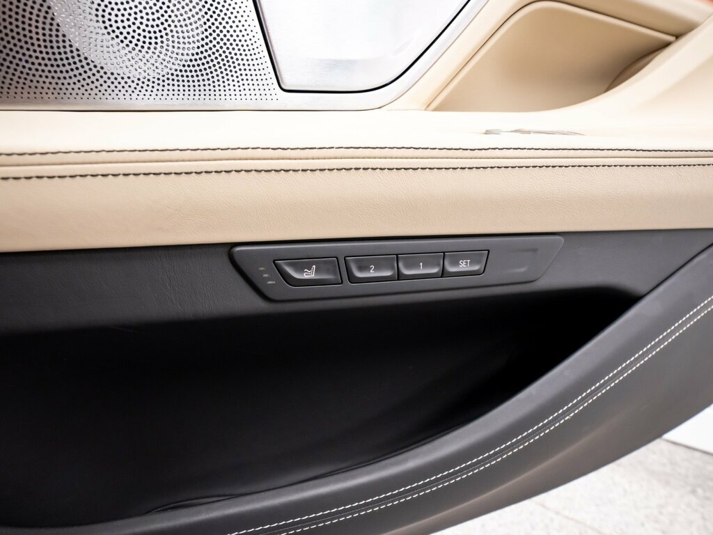 BMW 7 Series Saloon 2.0 Black #57