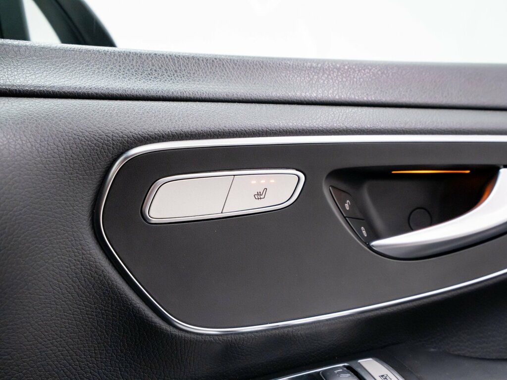 Mercedes-Benz V Class Amg Line Grey #31
