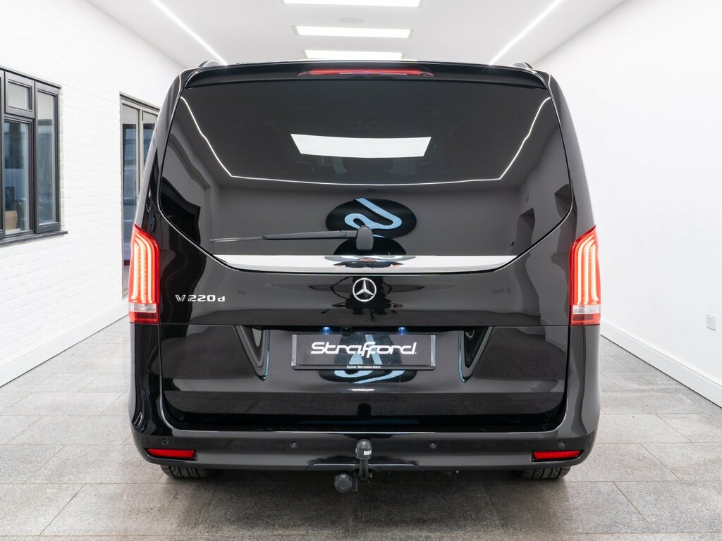Mercedes-Benz V Class Amg Line Grey #13
