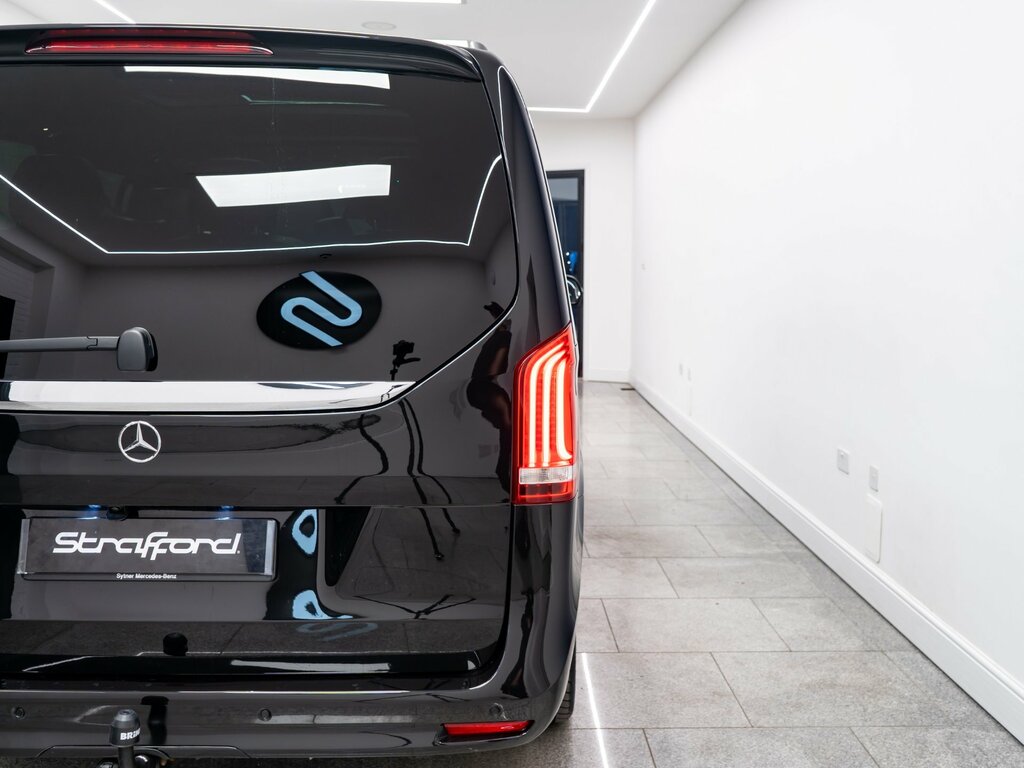 Mercedes-Benz V Class Amg Line Grey #16