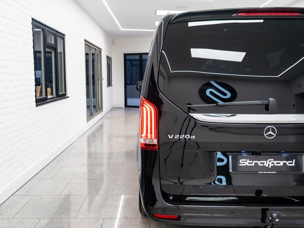 Mercedes-Benz V Class Amg Line Grey #17