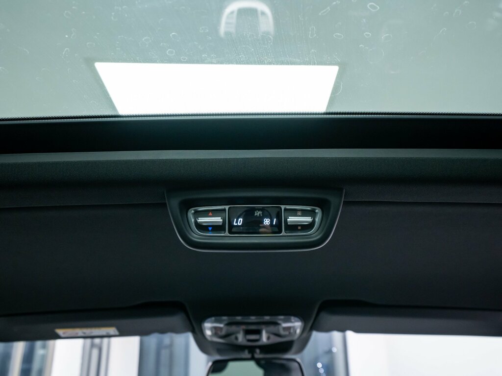 Mercedes-Benz V Class Amg Line Grey #44