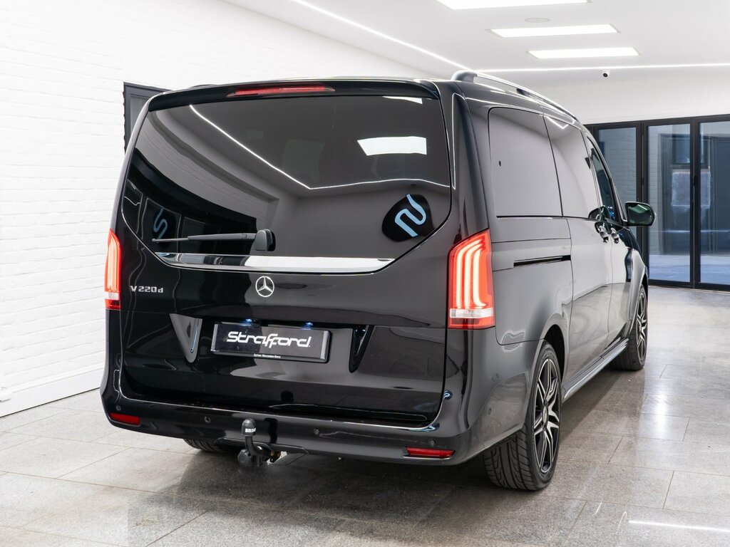 Mercedes-Benz V Class 2.0 V220d Amg Line Mpv G-tronic Euro 6 Black #3