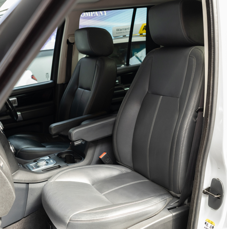 Land Rover Discovery Td4 Se Tech Brown #41