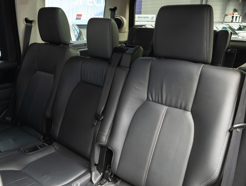 Land Rover Discovery Td4 Se Tech Brown #47