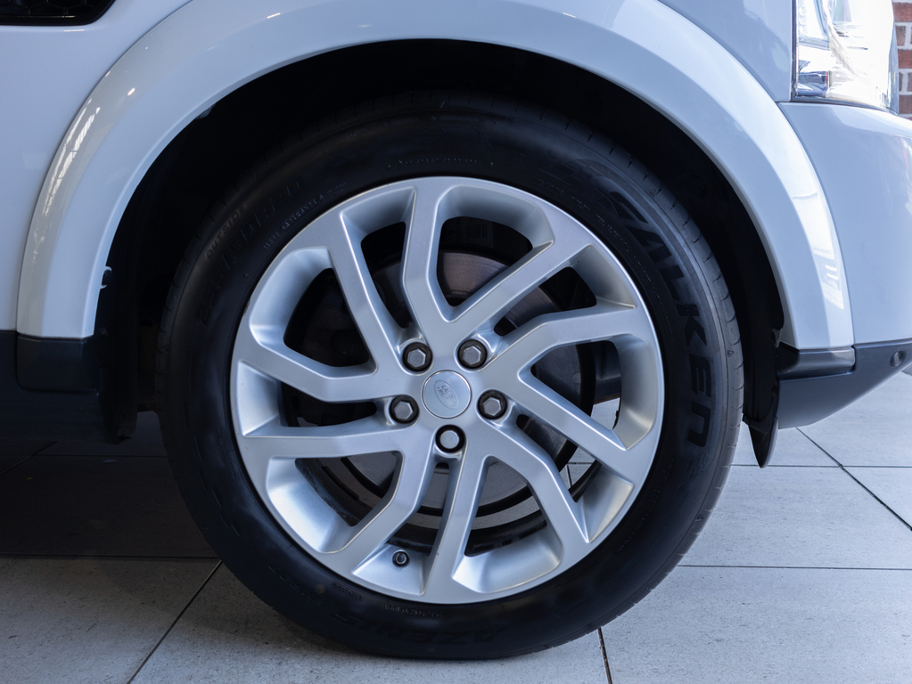 Land Rover Discovery Td4 Se Tech Brown #64